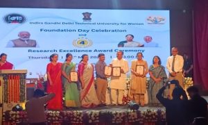 Dr. Ritu Rani received research excellence award at IGDTUW on 1st May,2025